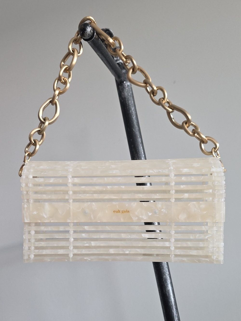 Cult Gaia Sylva Shoulder Bag In Pearl